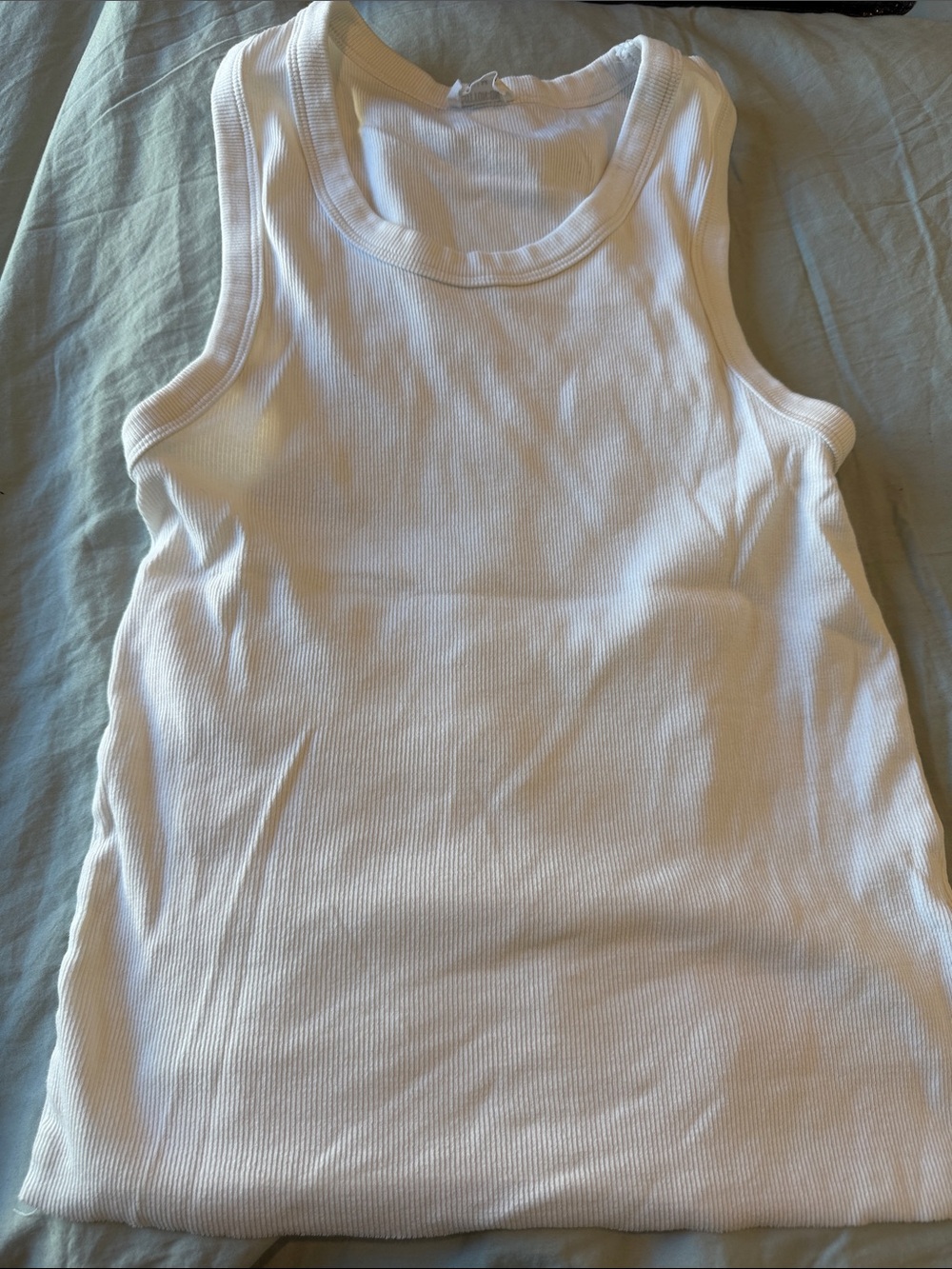 Hollister White Ribbed Polo Crop + 3 White Layering Tops - Picture 11 of 12
